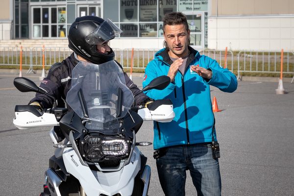 Курс BMW Motorrad
